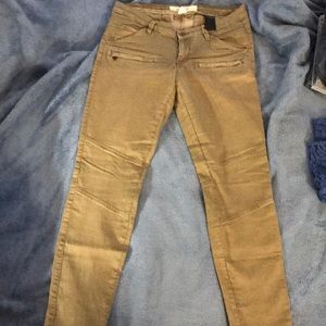 Green H&M LOGG pants with zipper detail